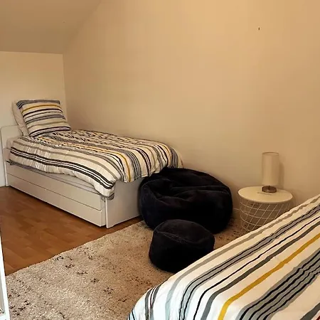 Semesterbostad Maison De Ville, Hyper Centre, 8p, 105m2 *