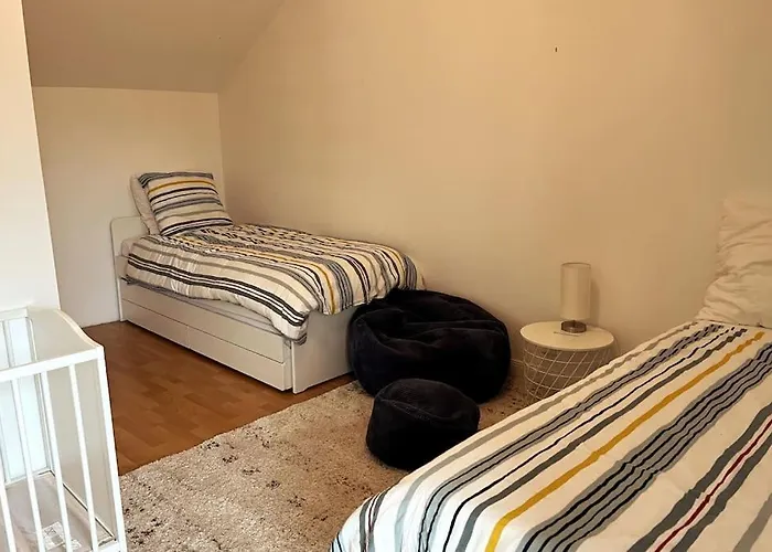 Prázdninový dům Maison De Ville, Hyper Centre, 8p, 105m2 *